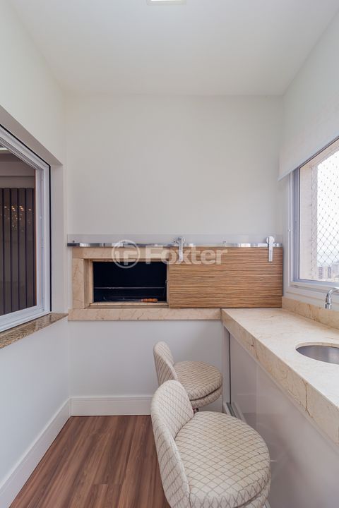 Image 9 - 862843