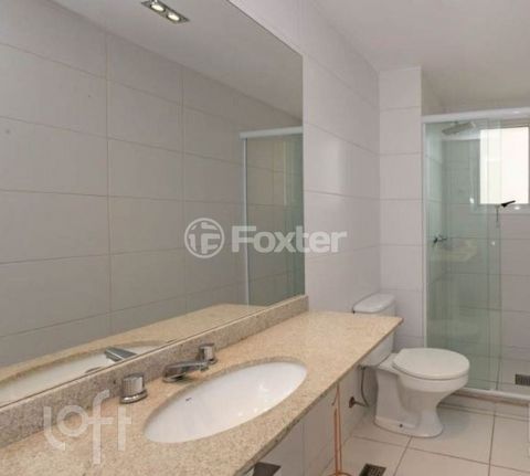 Image 7 - 862999
