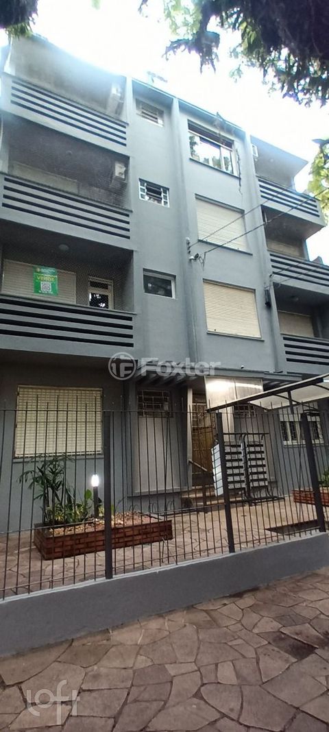 Image 17 - 863001