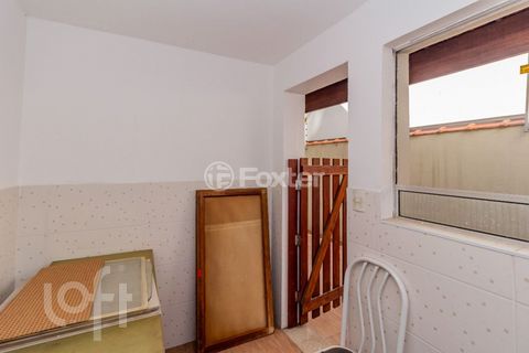 Image 19 - 863043