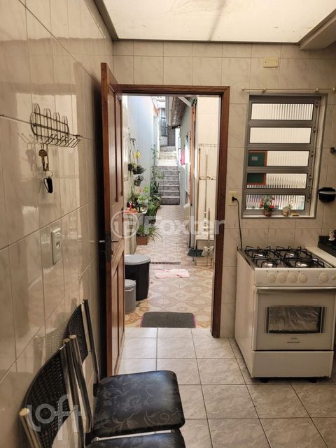 Image 6 - 863083