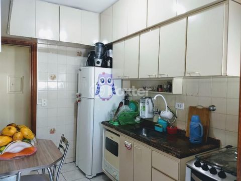 Image 10 - 863093
