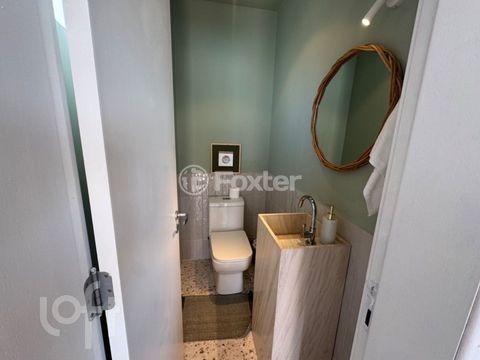 Image 8 - 863440