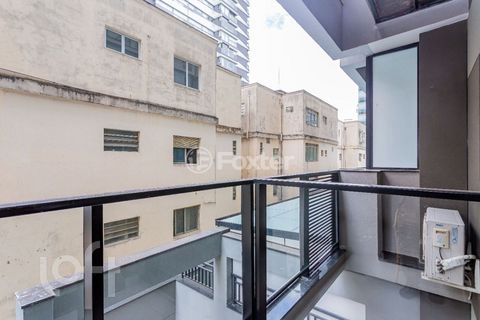 Image 17 - 863624