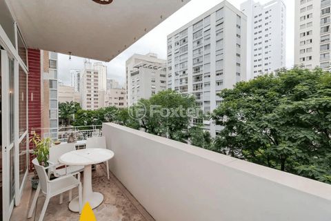Image 10 - 863698