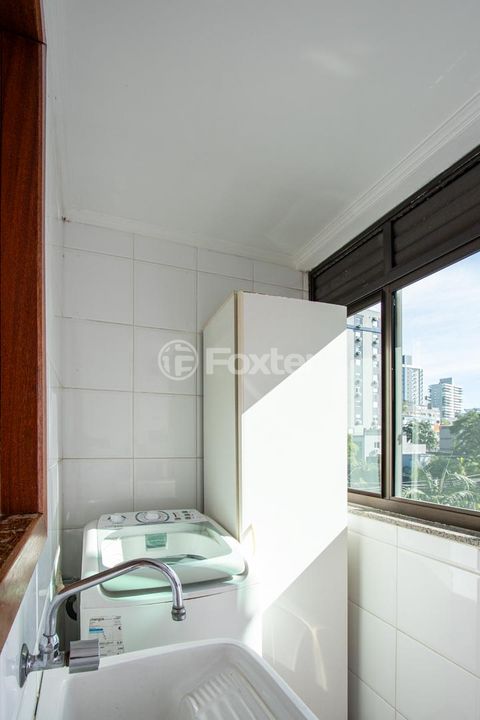 Image 5 - 863719