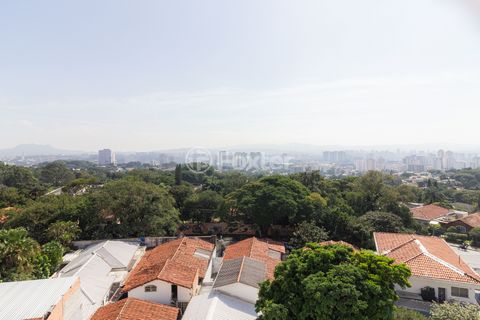 Image 11 - 863731