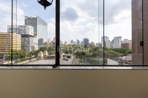 Image 5 - 863740