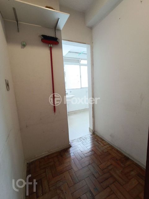 Image 7 - 863758