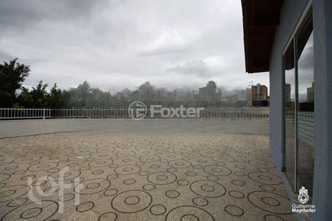 Image 17 - 863803