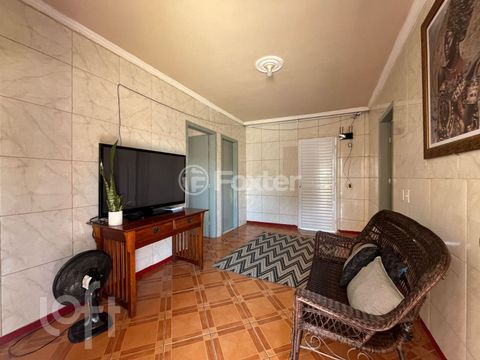 Image 6 - 863818