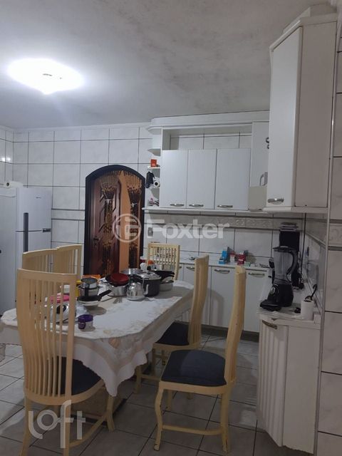 Image 6 - 863840