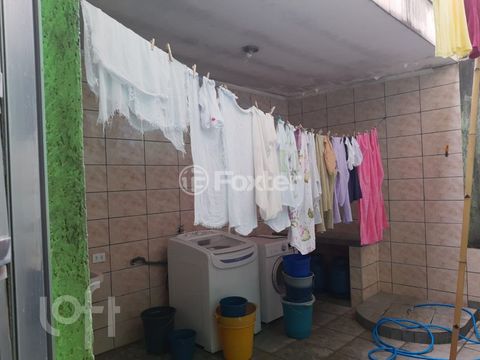 Image 9 - 863840