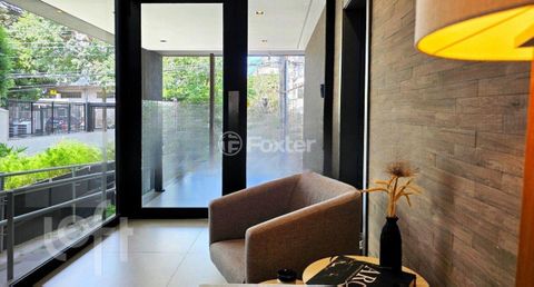 Image 7 - 863930
