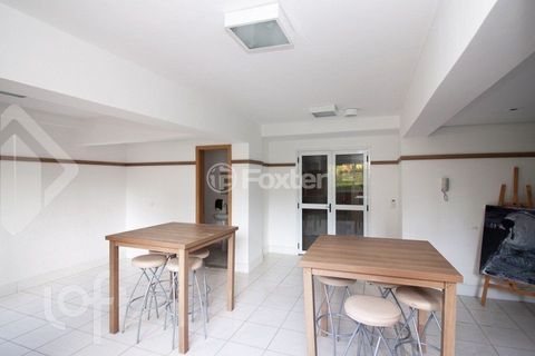 Image 9 - 863936
