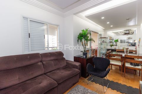 Image 7 - 863944