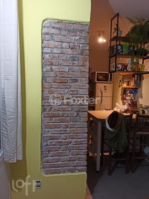 Image 6 - 863952