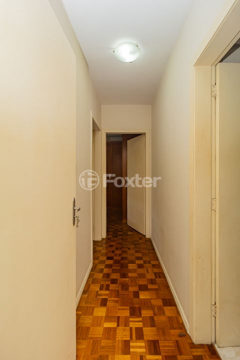 Image 6 - 863981