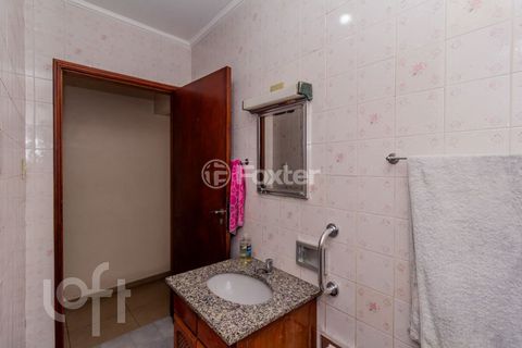 Image 6 - 863986