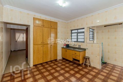 Image 8 - 863986