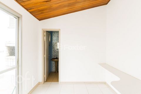 Image 17 - 864002
