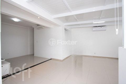 Image 10 - 864043