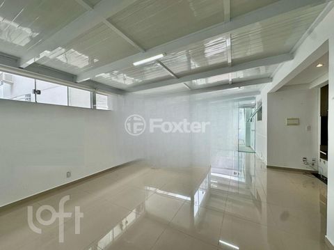 Image 7 - 864043