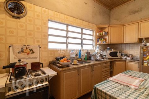 Image 19 - 864168