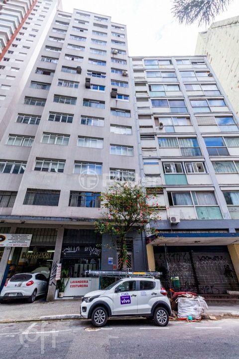 Image 8 - 864198
