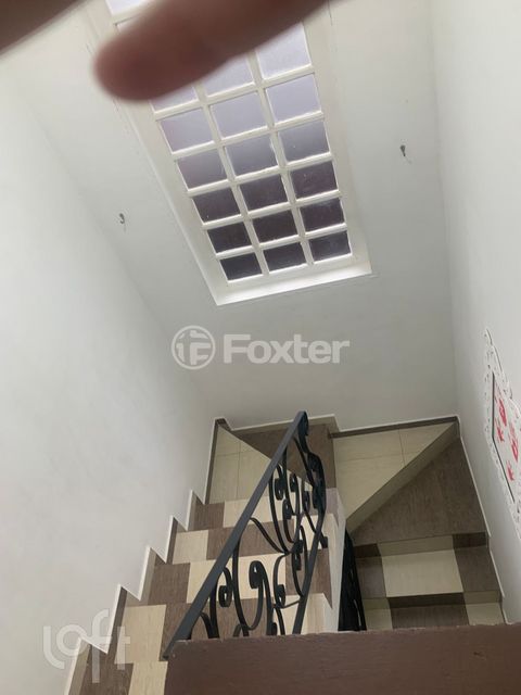 Image 7 - 864212