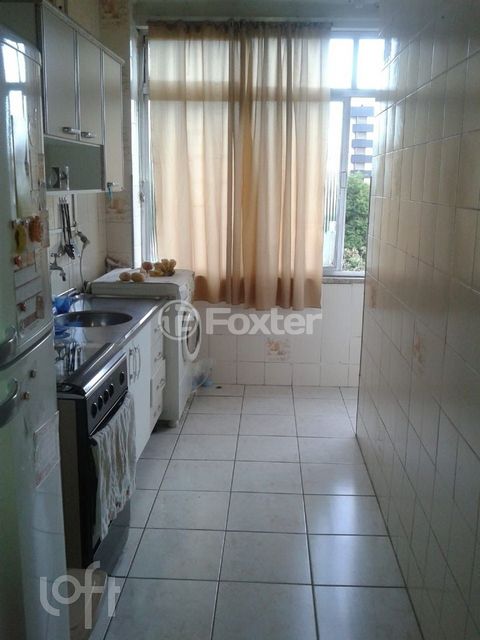 Image 8 - 864220