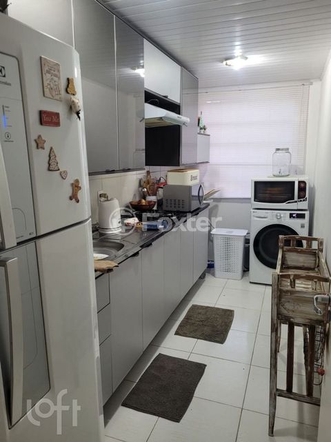 Image 8 - 864313