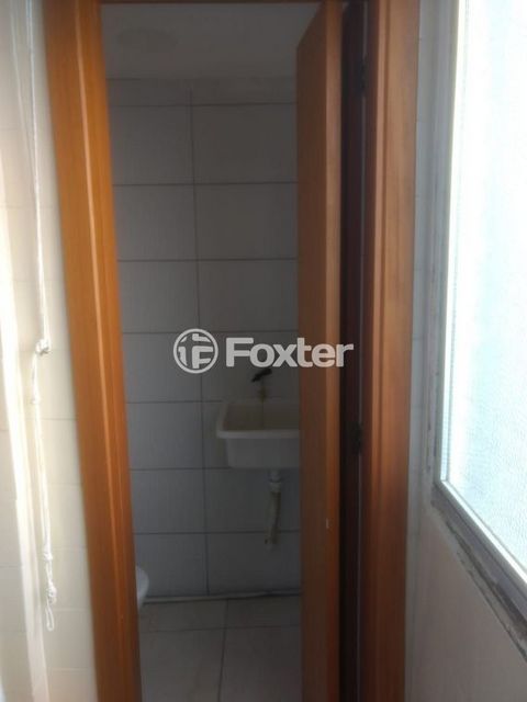 Image 8 - 864498