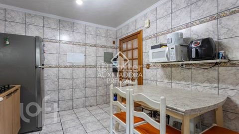 Image 7 - 864526