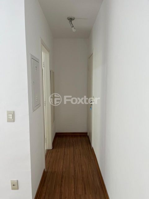 Image 3 - 864691