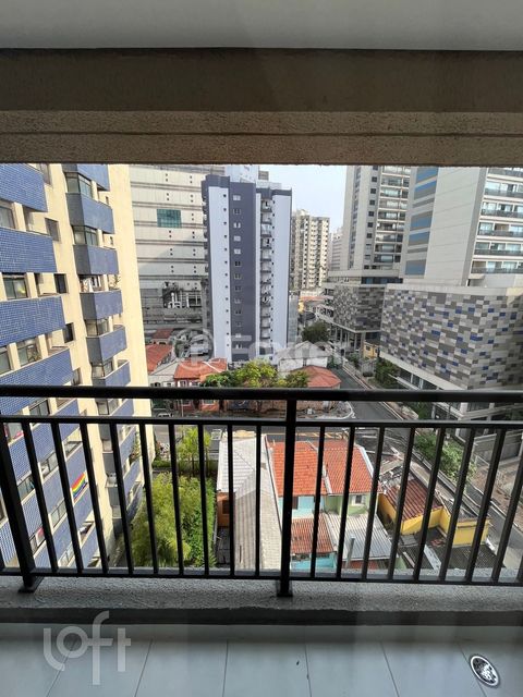 Image 9 - 864737
