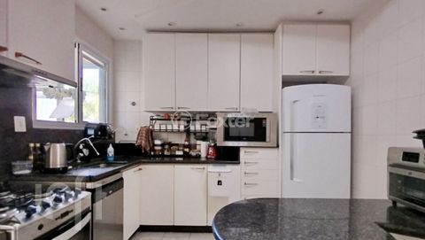 Image 6 - 864763