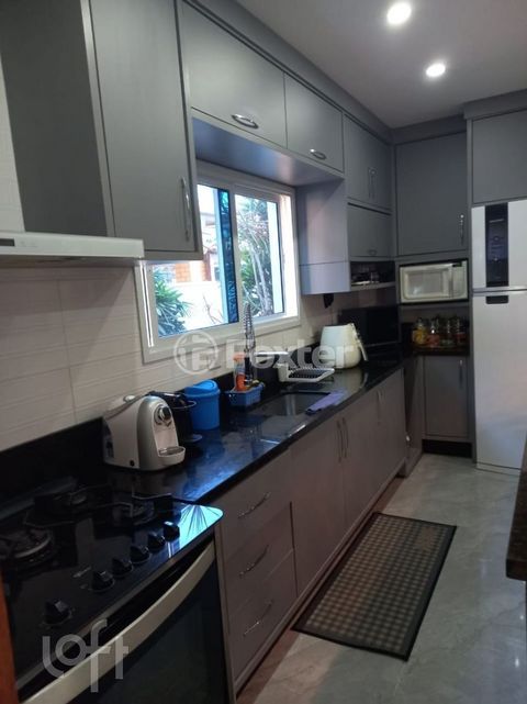 Image 7 - 864819