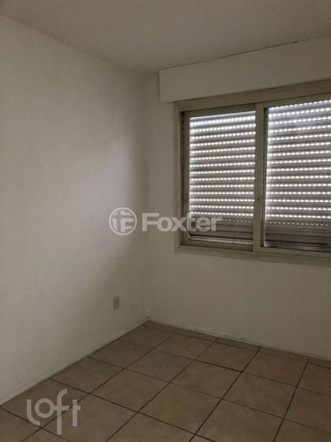 Image 3 - 864823