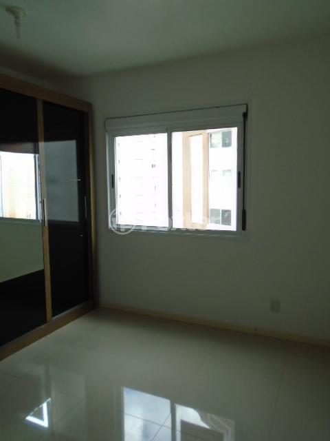 Image 9 - 864877
