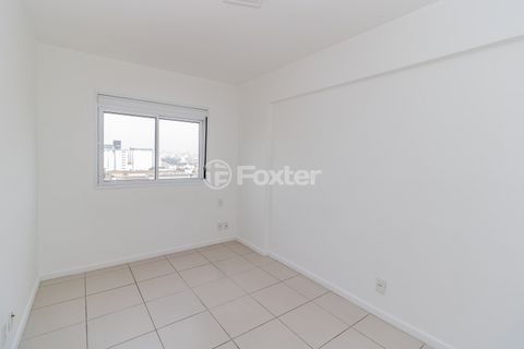 Image 7 - 865008