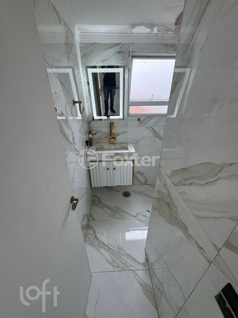 Image 6 - 865009