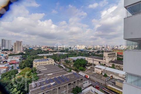 Image 10 - 865028