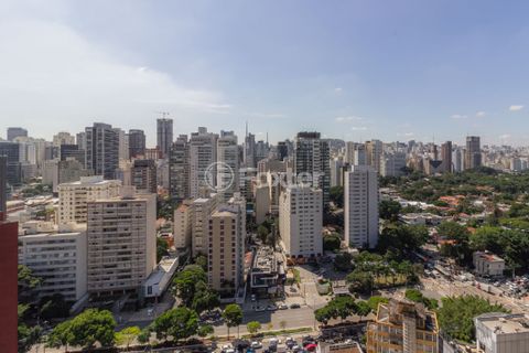 Image 7 - 865105