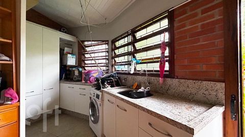 Image 16 - 865252