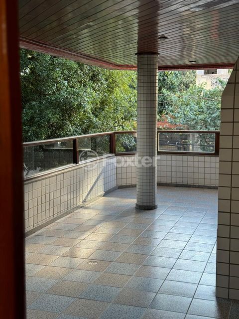Image 10 - 865458