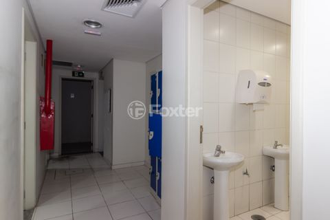 Image 7 - 865645