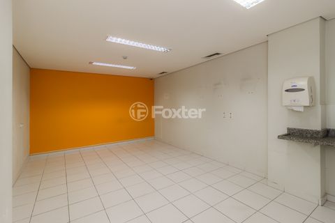 Image 10 - 865645