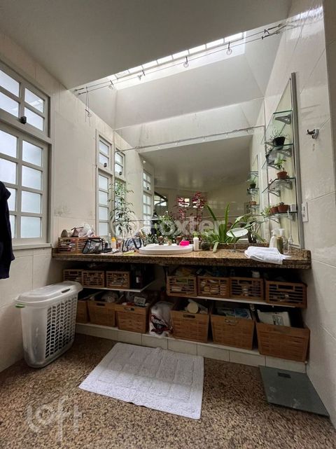 Image 11 - 865647