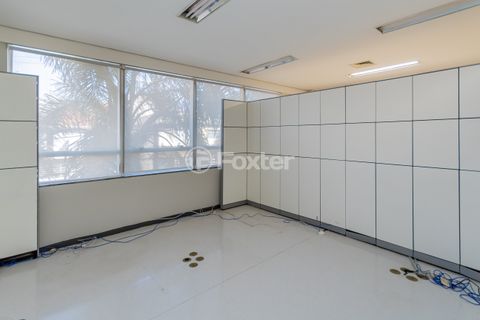 Image 12 - 865666